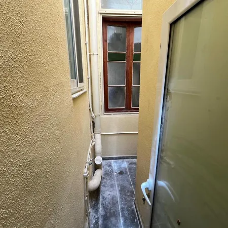 Apartment Ground Level Flat