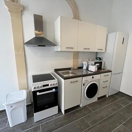 Apartman Ground Level Flat *