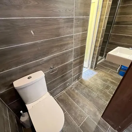 Apartman Ground Level Flat Sliema